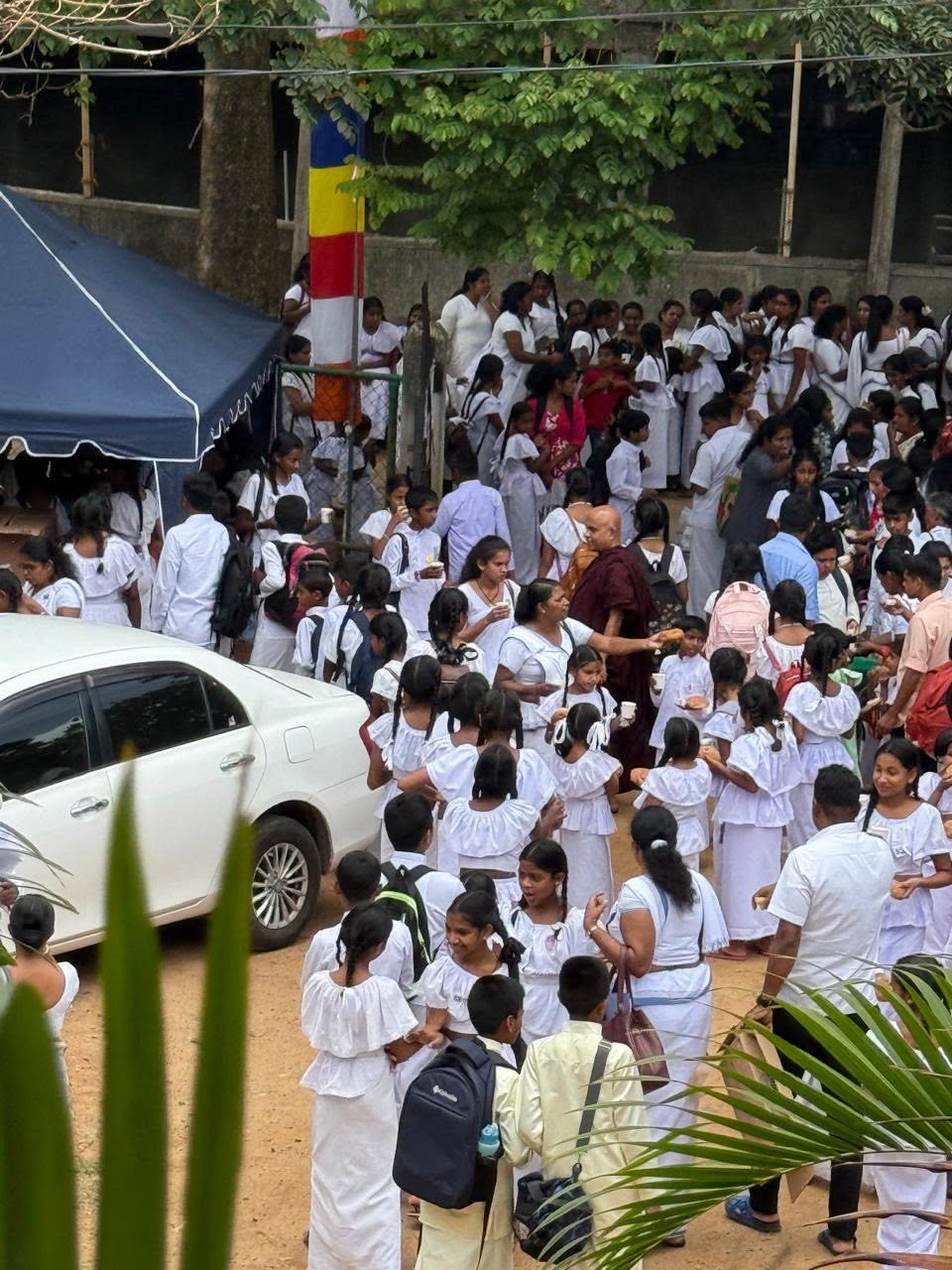 දහම් පාසල් දරු දැරියන් වෙනුවෙන් ඇල්ල වෙළෙඳ සංගමයේ සත්කාරය 🙏 — photo 2