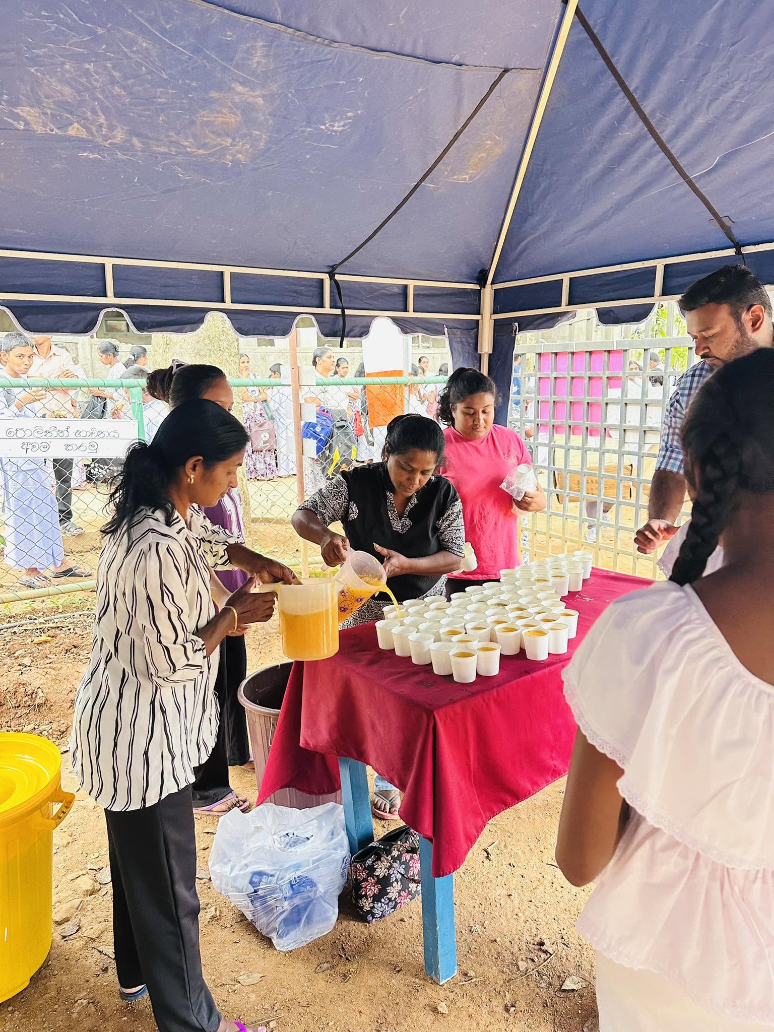 දහම් පාසල් දරු දැරියන් වෙනුවෙන් ඇල්ල වෙළෙඳ සංගමයේ සත්කාරය 🙏 — photo 6