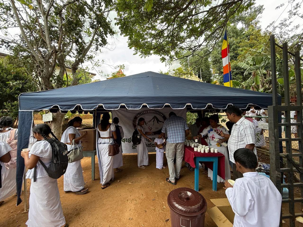දහම් පාසල් දරු දැරියන් වෙනුවෙන් ඇල්ල වෙළෙඳ සංගමයේ සත්කාරය 🙏 — photo 19