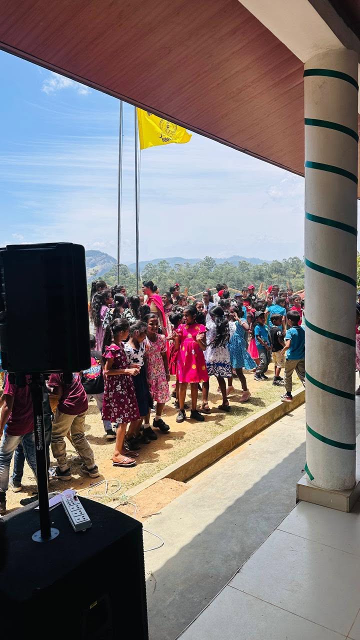 අද ලෝක ළමා දිනයයි. — photo 1